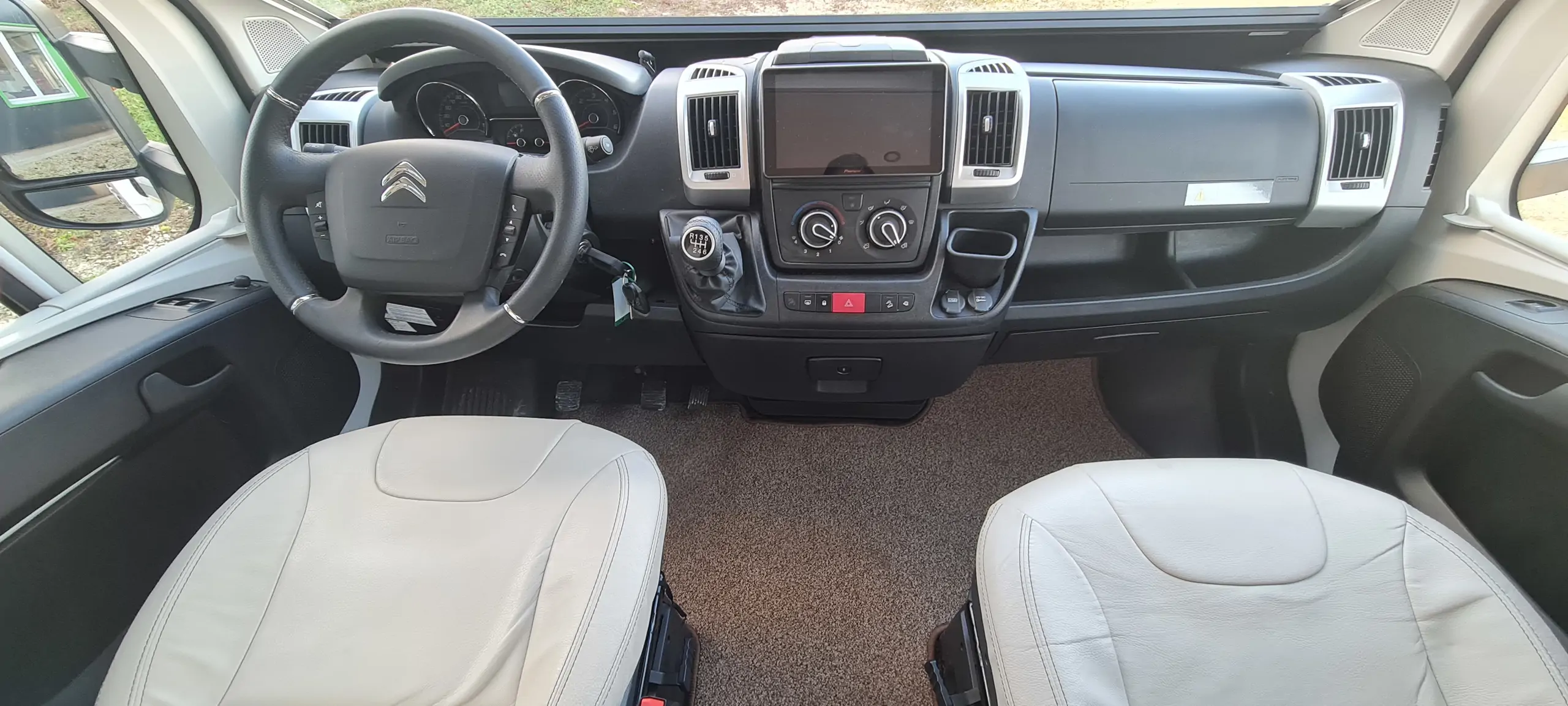 Image Bavaria T 726 FC Nomade 